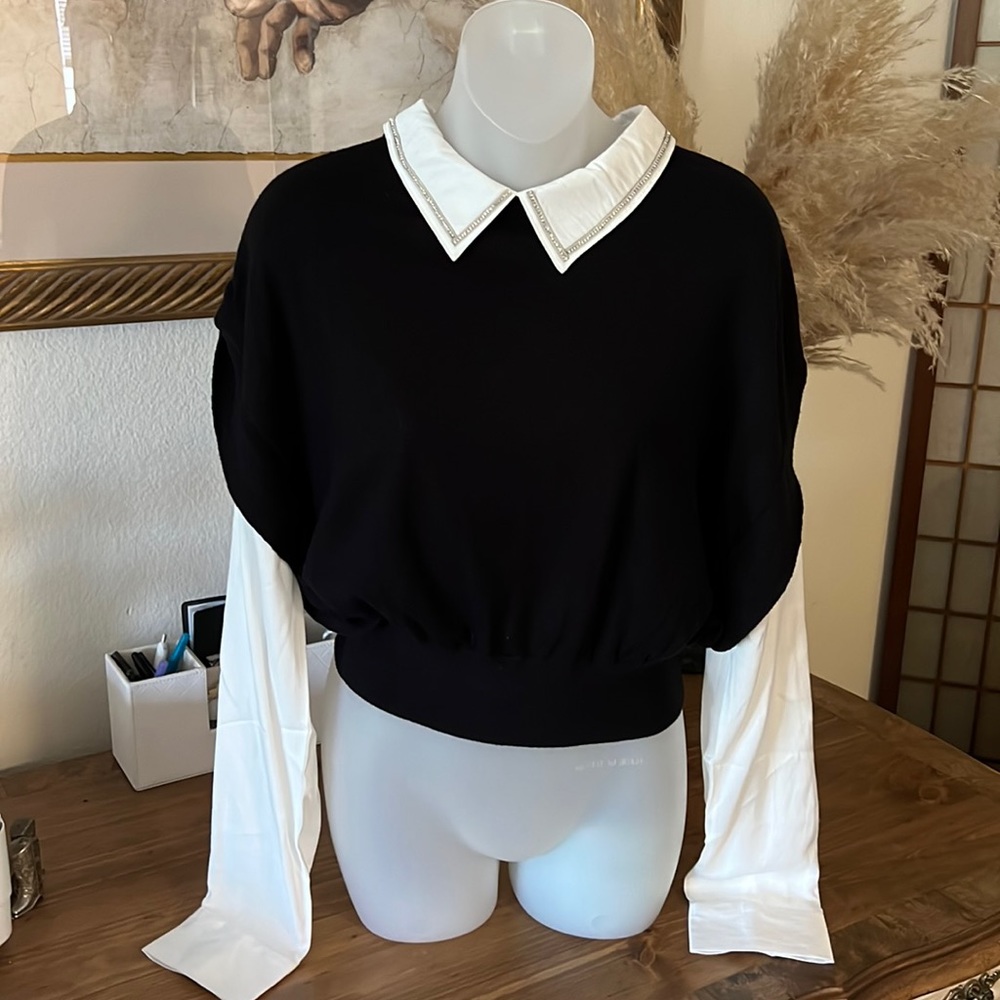 collared vest blouse